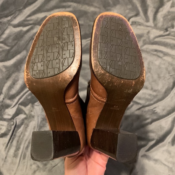 Tall brown leather boots DVF - Picture 4 of 16